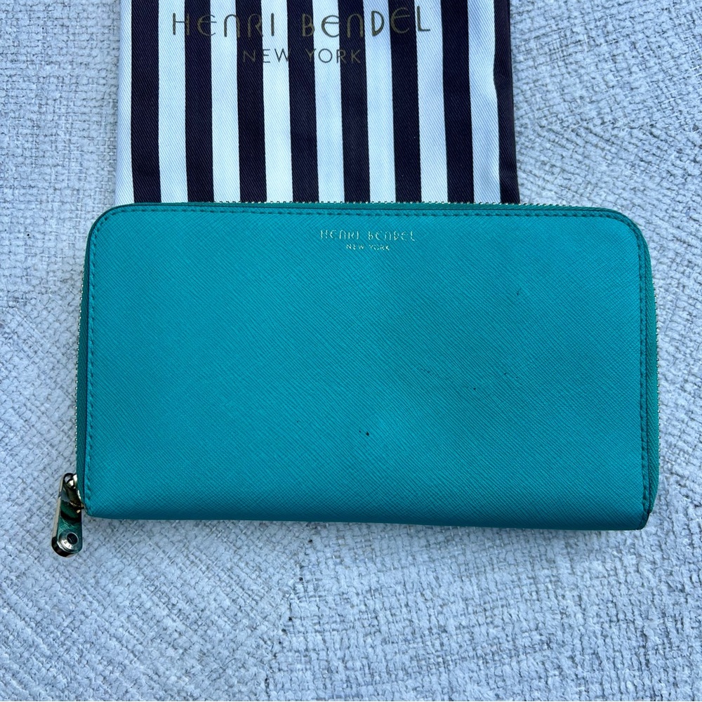 Henri Bendel West 57th Zip Around Leather Continental Wallet •Teal Blue/Green